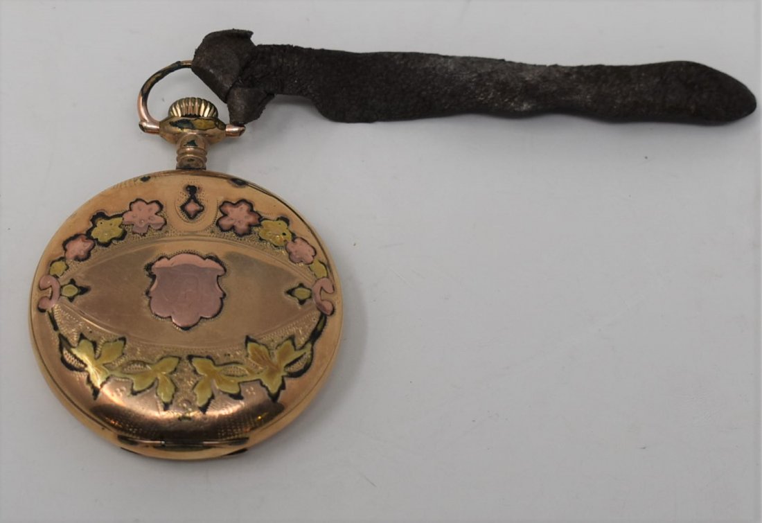 South Bend Pocket Watch in 25 yr. Philadelphia case: South Bend Watch Co. Indiana USA Pocket Watch in 25 yr. warranted Philadelphia Watch case - Not currently working, has wear to the platting