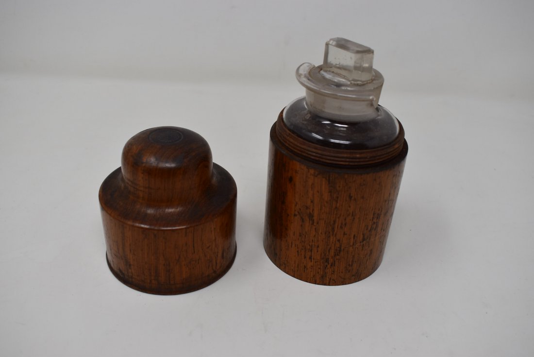 19th Century Mawson & Thompson Wood Cylinder Bottle: Antique 19th Century Mawson & Thompson London Wood Cylinder with Medical Bottle, measures 6" tall