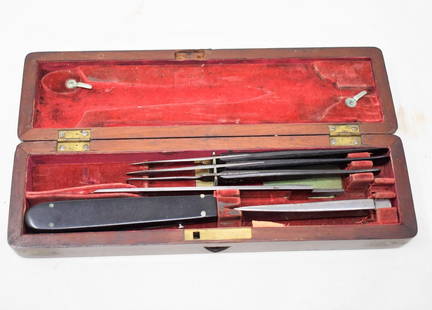 1800's W&H Hutchinson Feild Surgical Kit Knife Scalpels: 1800's Feild Surgical Knife kit with beautiful wood Box - most of the Scalpels and tool's W&H Hutchinson Sheffield - Kit is not complete