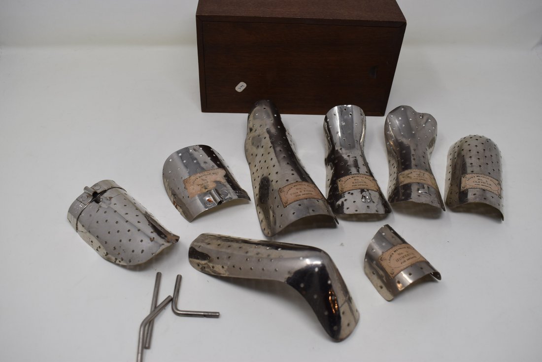 Group of Antique Infant Bone Splints: A Lot of Antique Infant Bone Splints in Box