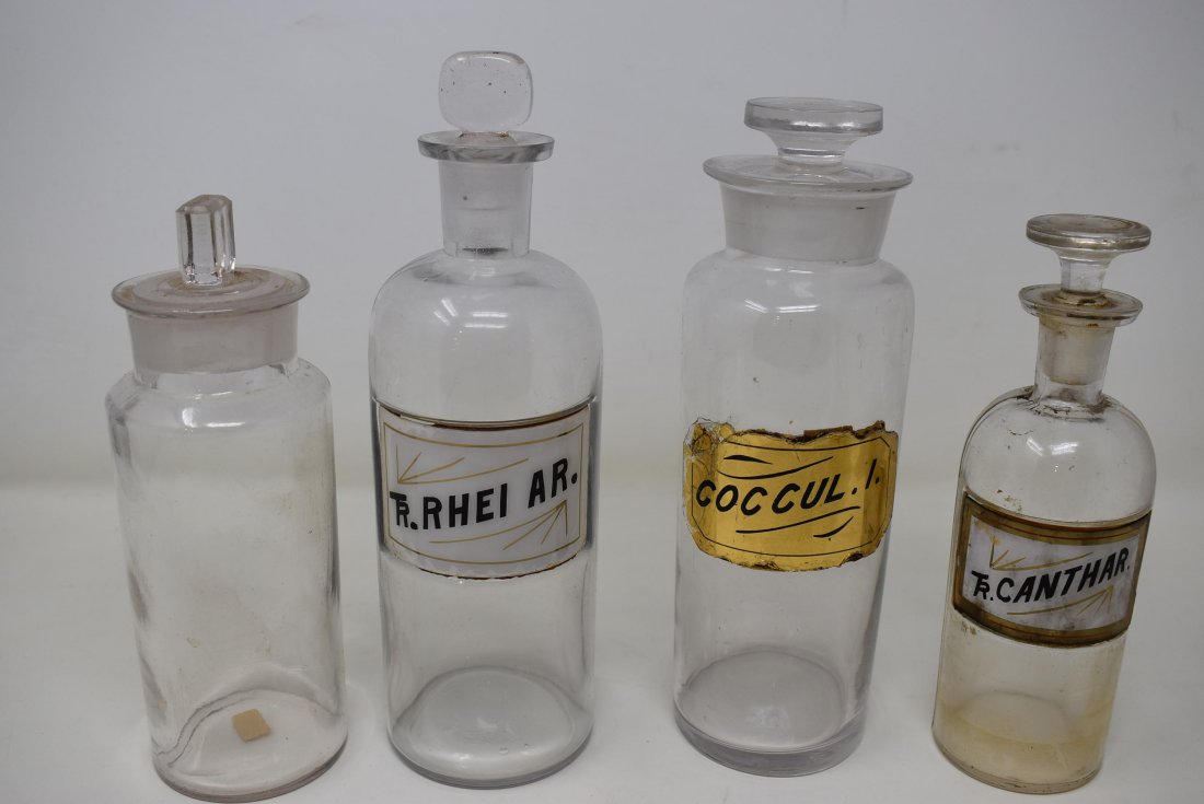 Group of 4 Antique Medical Apothecary Bottles w Stopper (1 of 2)