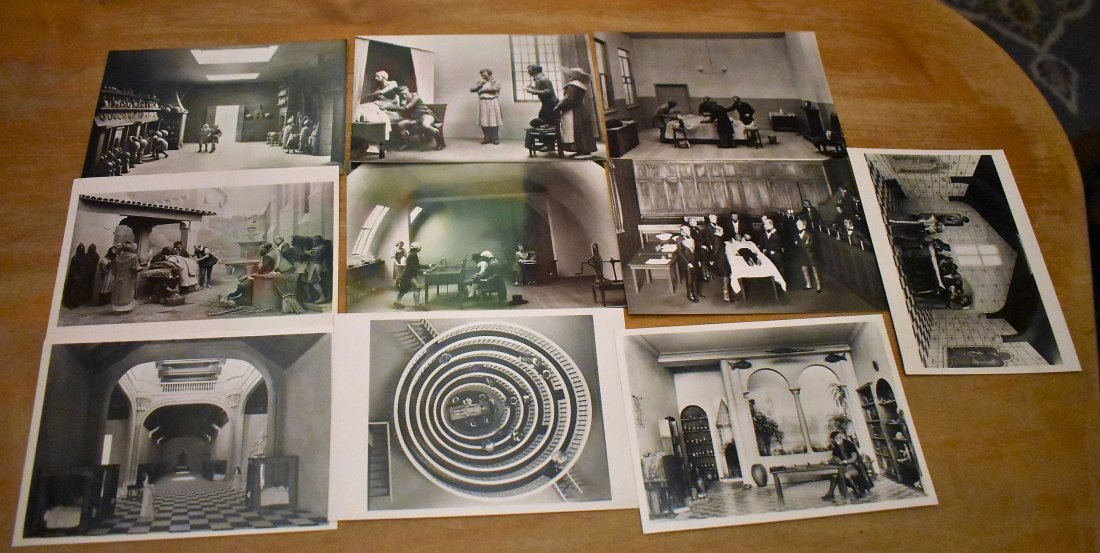 Group of Vintage Medical Postcards Cadavers: A Group of Vintage Medical Postcards, some showing Cadavers