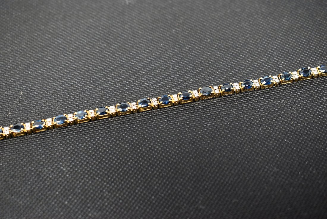 14K Gold, Diamonds & Sapphires Tennis Bracelet: measures 7", total weight 8 grams
