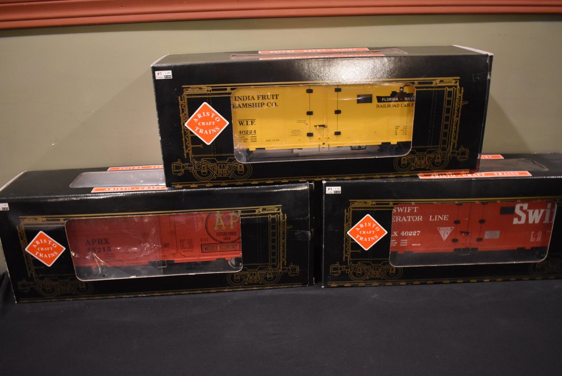 Aristo Craft G Scale Lot of 3 Reefer Cars NEW: A Lot of 3 G Gauge Aristo Craft Reefer Cars, 46224 West India Fruit, 46227 Swift Meat Co and 46215 A&P Foods. New in box