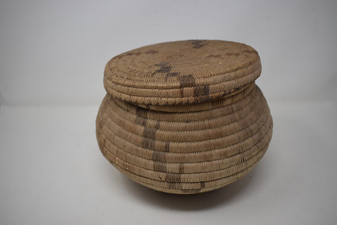 Native American Basket with Lid: measures 10" in diameter, 6" tall