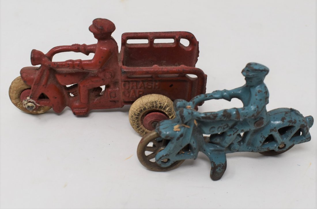 pair of Cast Iron Motorcycles Crash Car & Cop: pair of Cast Iron Motorcycles Crash Car & Cop - see photos for condition