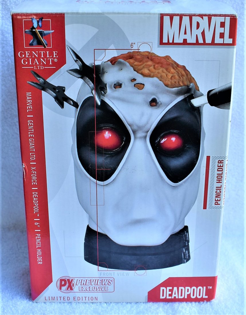 Deadpool pencil cup Gentle Giant Studios X Force PX Ex.: Deadpool pencil cup Gentle Giant Studios X Force version which was a PX Exclusive Variant version. Awesome condition heavyweight excellent for any collectors desk. These are difficult to find as it is