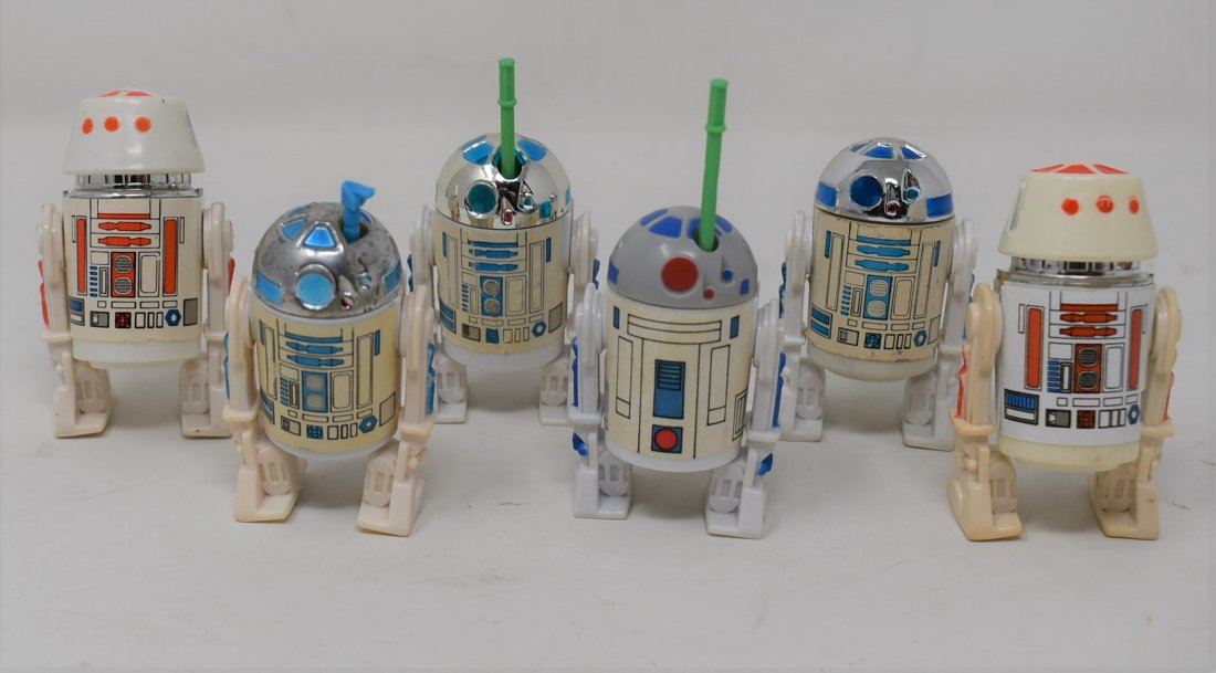 Vintage R2-D2 & R4-D4 Droids Lot of 6: Vintage R2-D2 & R4-D4 Droids Lot of 6 (4 R2-D2 & 2 R4-D4) R2-D2's include Sensorscope, 1977 Pop-up Lightsaber, 1985 Droids Pop-up Lightsaber & Standard + 2 R4-D4's