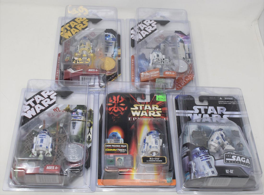 Lot of 5 Star Wars R2-D2's includes Galactic Hunt: Lot of 5 Star Wars Droid R2-D2's includes Galactic Hunt