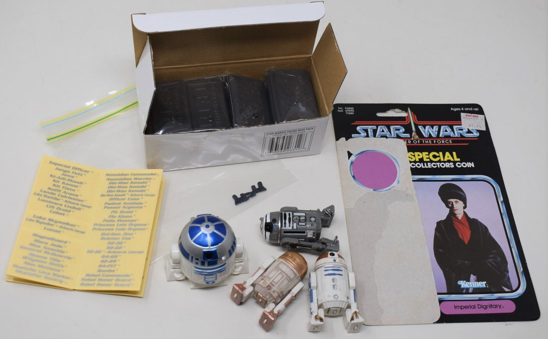 Star Wars Loose Droids Stands & Imperial Dignitary Card: Star Wars Lot of Loose Droids, Stands & Imperial Dignitary Card back