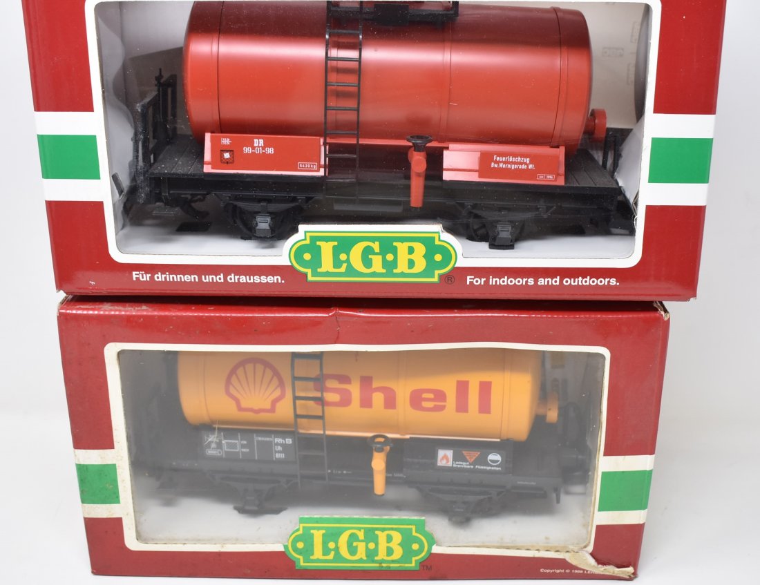 2 LGB G Scale Tank Cars: 2 LGB G Scale Tankers, 45403 and 4040S.