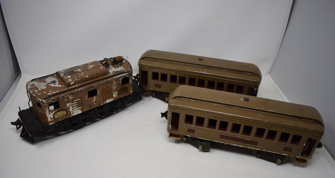 Lot of 3 Vintage Ives Railway Cars 1 Engine/2 Passenger: A Group of 3 Vintage Ives Metal Cars, as shown