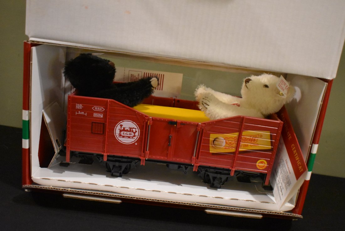 LGB Limited Edition Steiff Bear Car 41220: LGB G Scale Limited Edition Steiff Bear Car 41220