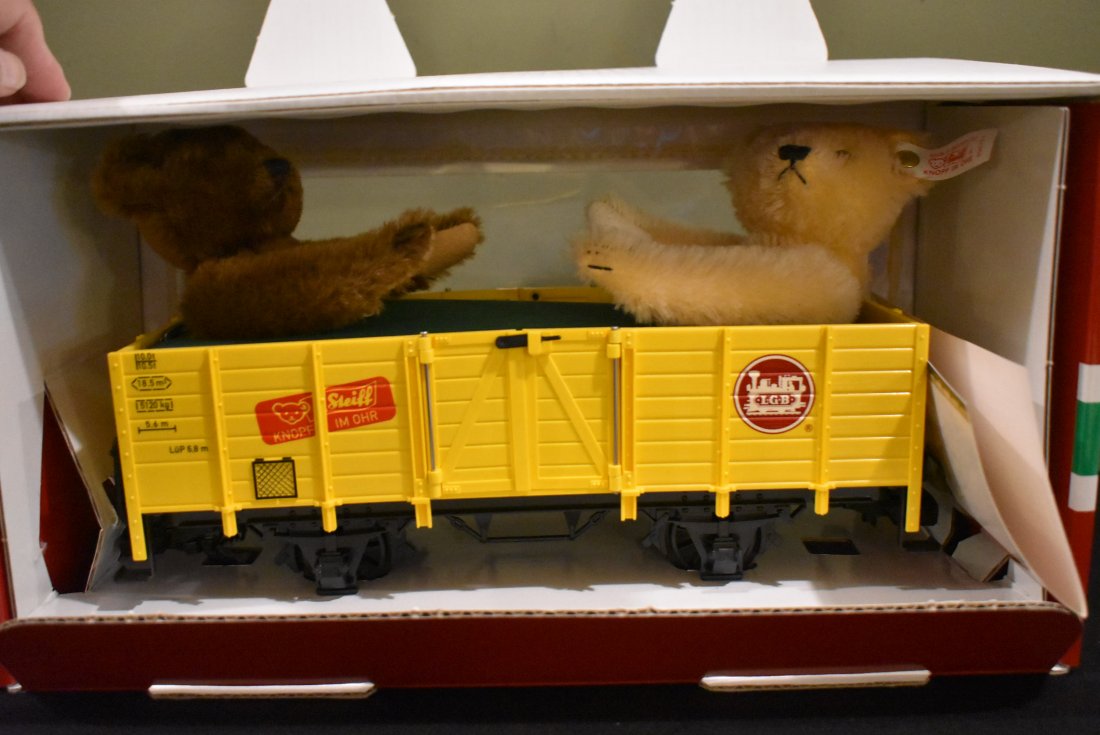 LGB Limited Edition Steiff Bear Car 44210: LGB G Scale Limited Edition Steiff Bear Car 44210.
