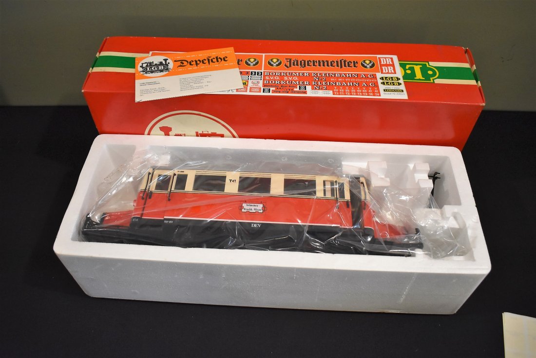 LGB G Scale 2066 Hanover Wismur Railbus: LGB G Scale 2066 Hanover Wismur Railbus.