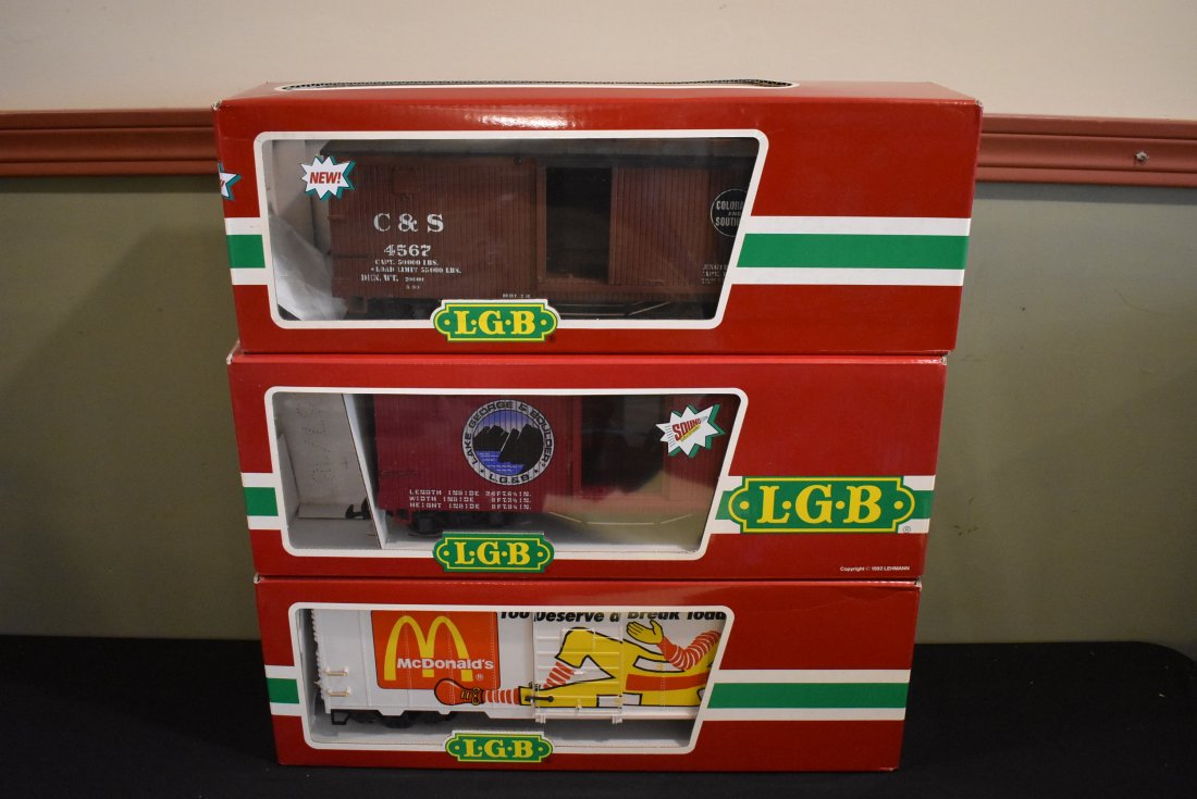 Lot of 3 LGB G Scale Cars 44910 4267 45670: A Lot of 3 LGB G Scale Cars, 44910 McDonalds, 4267s Boxcar with Sound and 45670 C&S Boxcar. In original boxes.