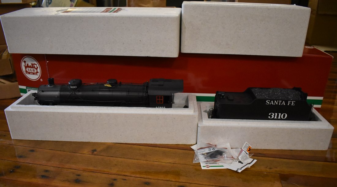 LGB 20872 Steam Locomotive & Tender: LGB G Scale 20872 Steam Locomotive & Tender, DC -0-24V. It comes in original box, has light dust but appears to be new.