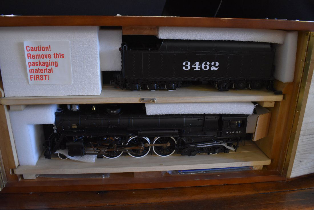 Limited Edition USA Trains 1:29 Die-Cast J1e Hudson: Limited Edition USA Trains 1:29 Scale R20001 ATSF 3462 Santa Fe "World's Largest Die-cast J1e Hudson". It comes in a unique wood display box with plaque and side handles. The train is new, both pieces