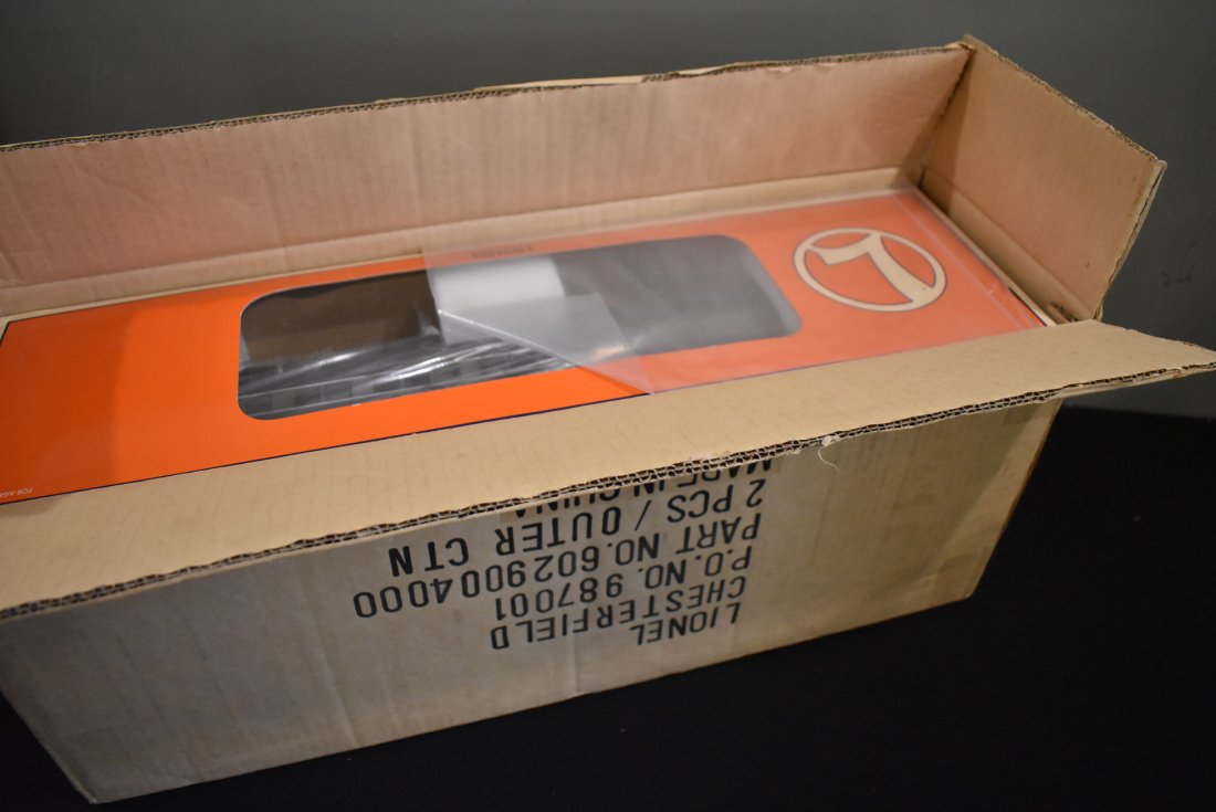 Lionel NYC 2 Car Set 6-29005 & 29004 NEW: Lionel New York Central 2 Car Set 6-29005 & 6-29004, Heavyweight Combo Diner & Combine Cars. They come new in box.