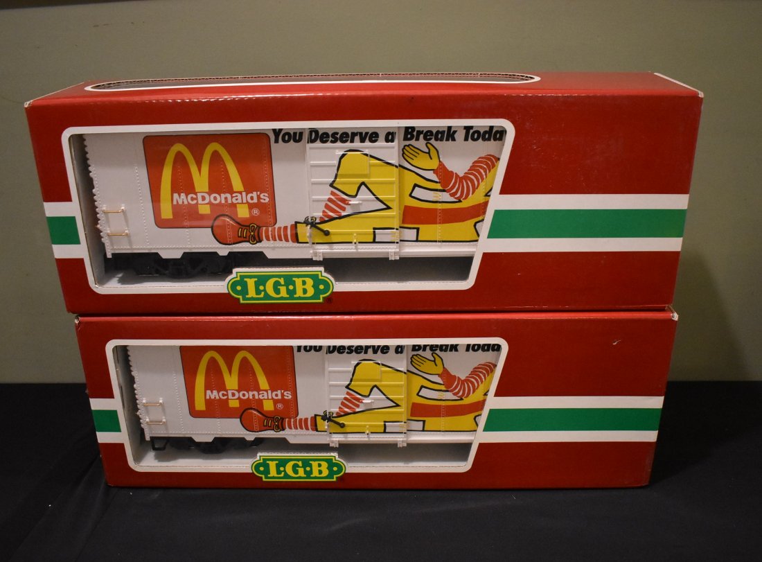 Lot of 2 LGB G Scale 44910 McDonald's Cars (1 of 2)