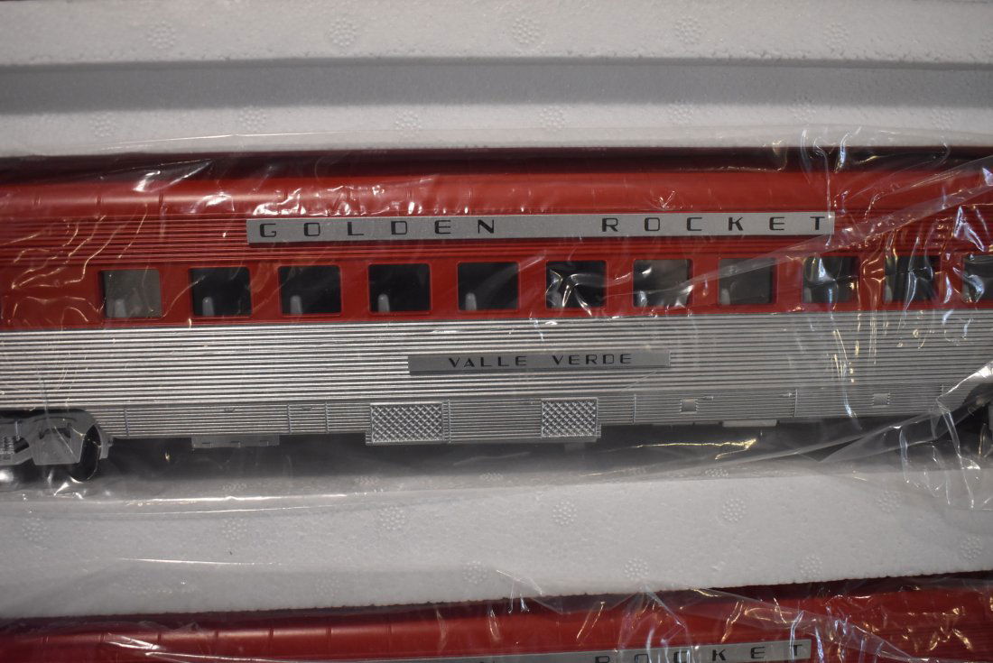 MTH 70' Streamlined Sleeper/Diner Set 20-6612 (1 of 4)