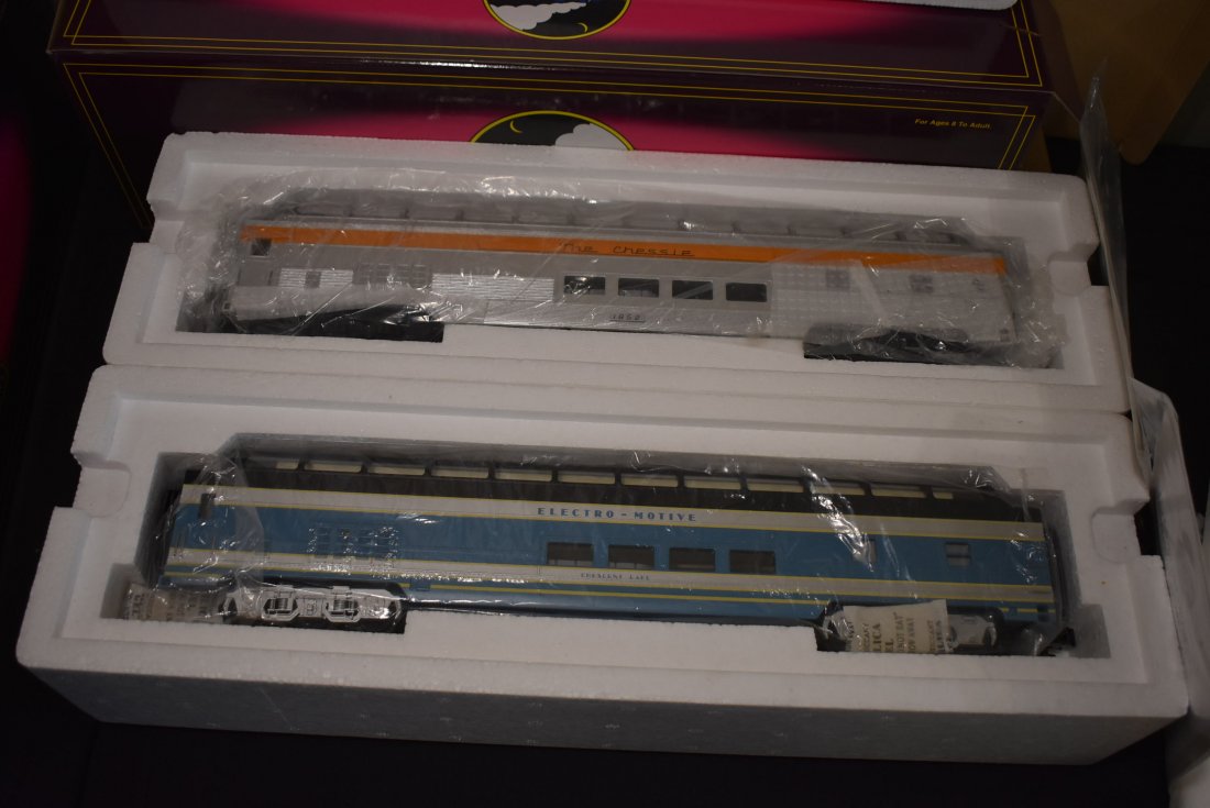 2 MTH Vista Dome Passenger Cars: A Lot of 2 M.T.H. Vista Dome Passenger Cars O Scale
