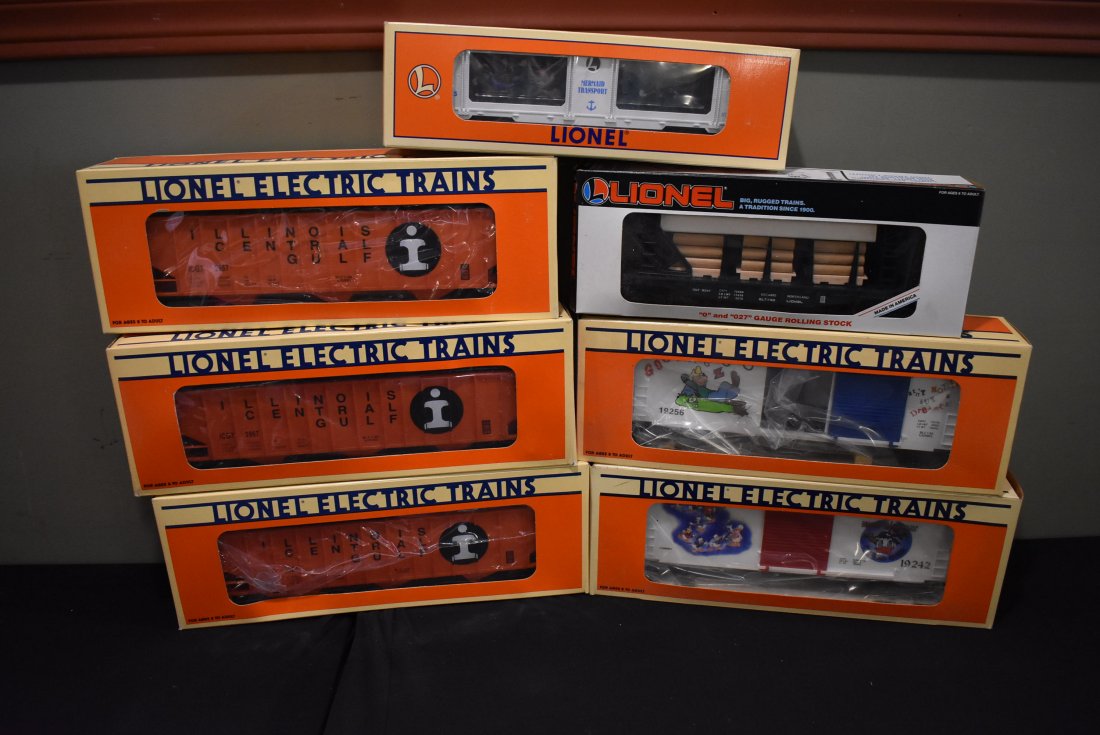 Lot of 7 Lionel Cars (1 of 2)