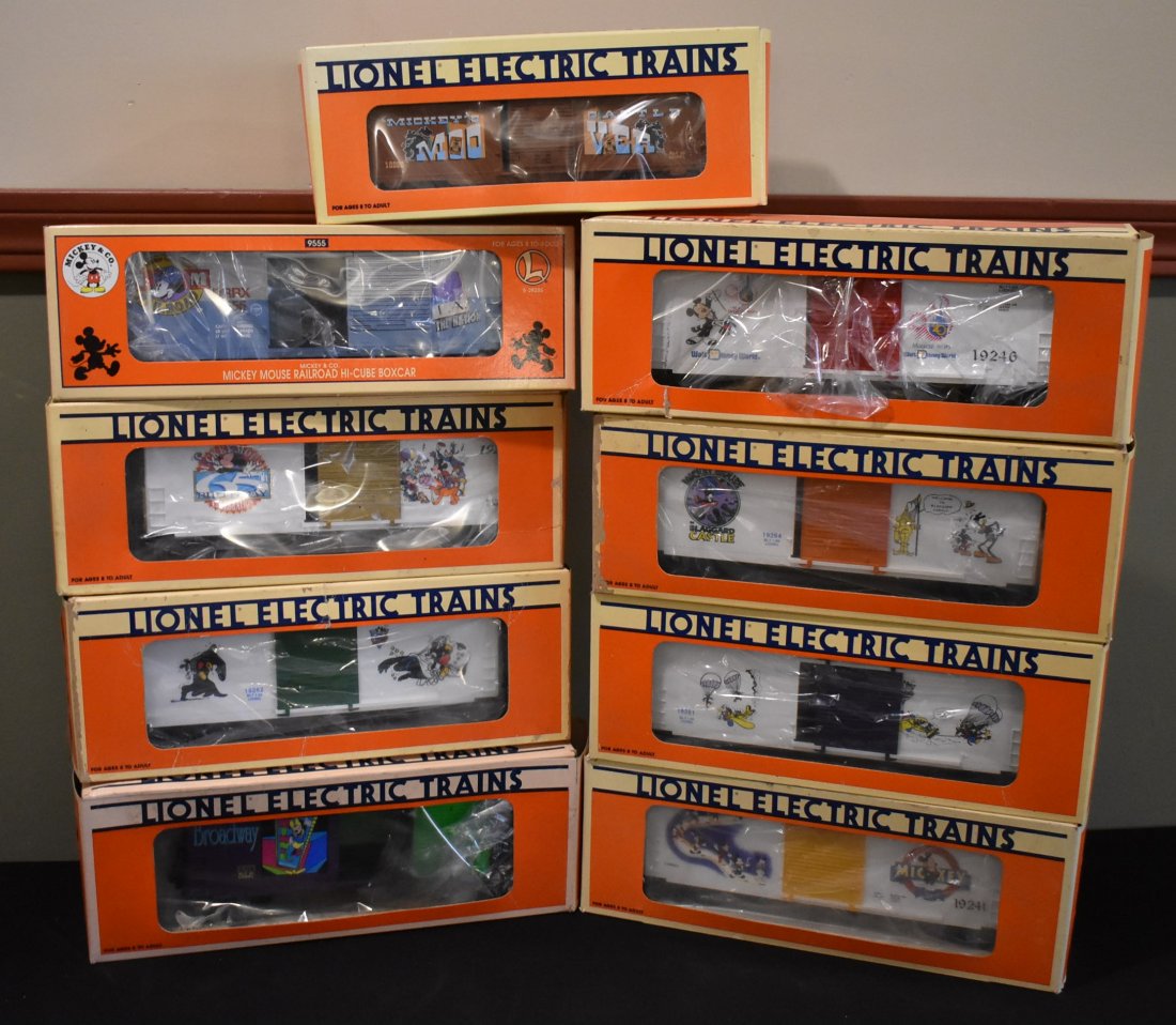 Lot of 9 Lionel Disney Cars (1 of 4)