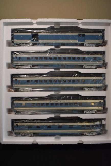 MTH 20-6534 Electro Motive Division Passenger Set (1 of 5)