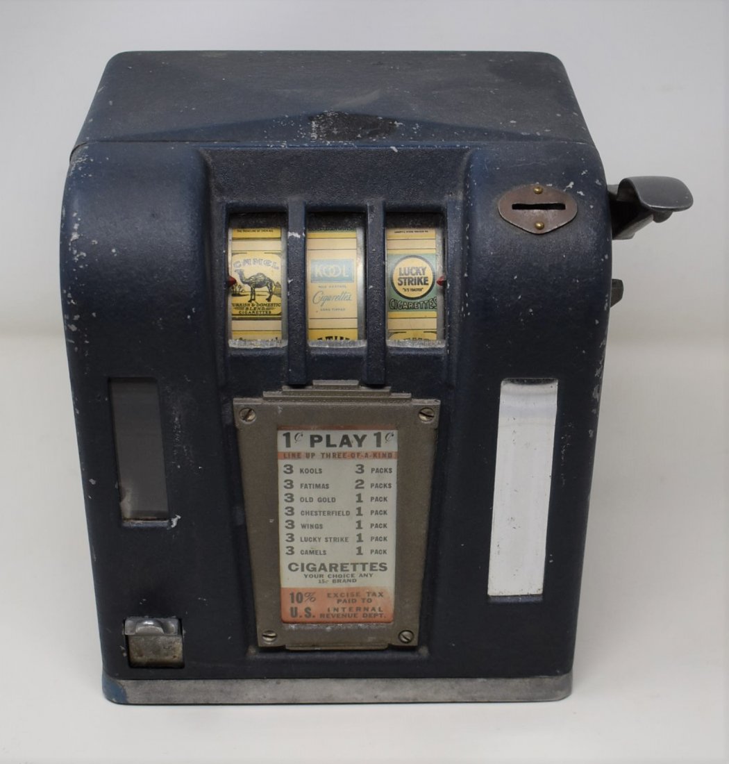 Cigarette Coin Gambling Slot Machine Trade Stimulator: 1 One Cent Cigarette Coin Operated Gambling Slot Machine Trade Stimulator - machine marked TR100 inside - Works and has a key - Camel Kool Lucky Strike Fatima Old Gold Chesterfield etc.