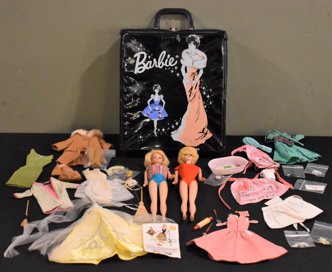 1962 Barbie Ponytail Case w/ 2 Dolls & Clothes: 1962 Barbie Ponytail Case w/ 1963 Bubble Cut Barbie (Blonde w/ Red Suit) and American Girl Barbie (Blonde w/ Striped Bathing Suit) & Clothes and Accessories shown. you get all Items Shown, as shown, i
