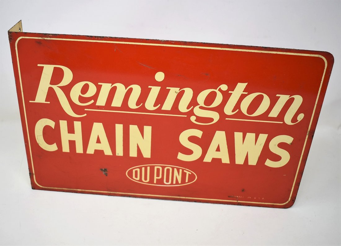 Vintage Remington Chainsaws 2-Sided Flange Sign: Vintage Remington Chainsaw Double Sided Flange Sign, measures 15" x 9.5"