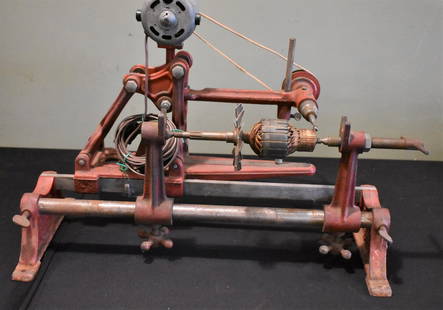 Vintage Weidenhoff Armature Lathe: Vintage Weidenhoff Chicago Armature Lathe, measures 22" x 16"