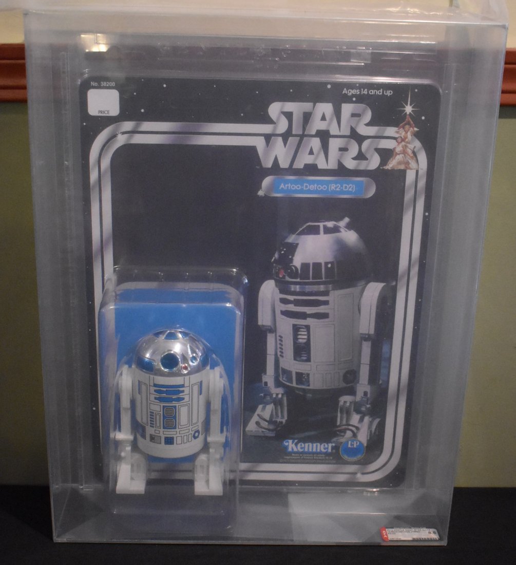 Gentle Giant Star Wars Jumbo R2-D2 AFA 8.5: 2012 Gentle Giant Star Wars Vintage Collection Jumbo Artoo Detoo R2-D2 AFA Graded 8.5