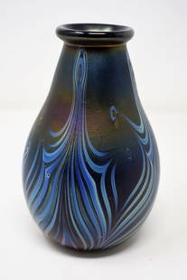 Early Charles Lotton Blue Iridescent King Tut Vase 1972: Early 1972 Charles Lotton Iridescent Blue King Tut Vase. It measures 6.75" tall. Gorgeous!