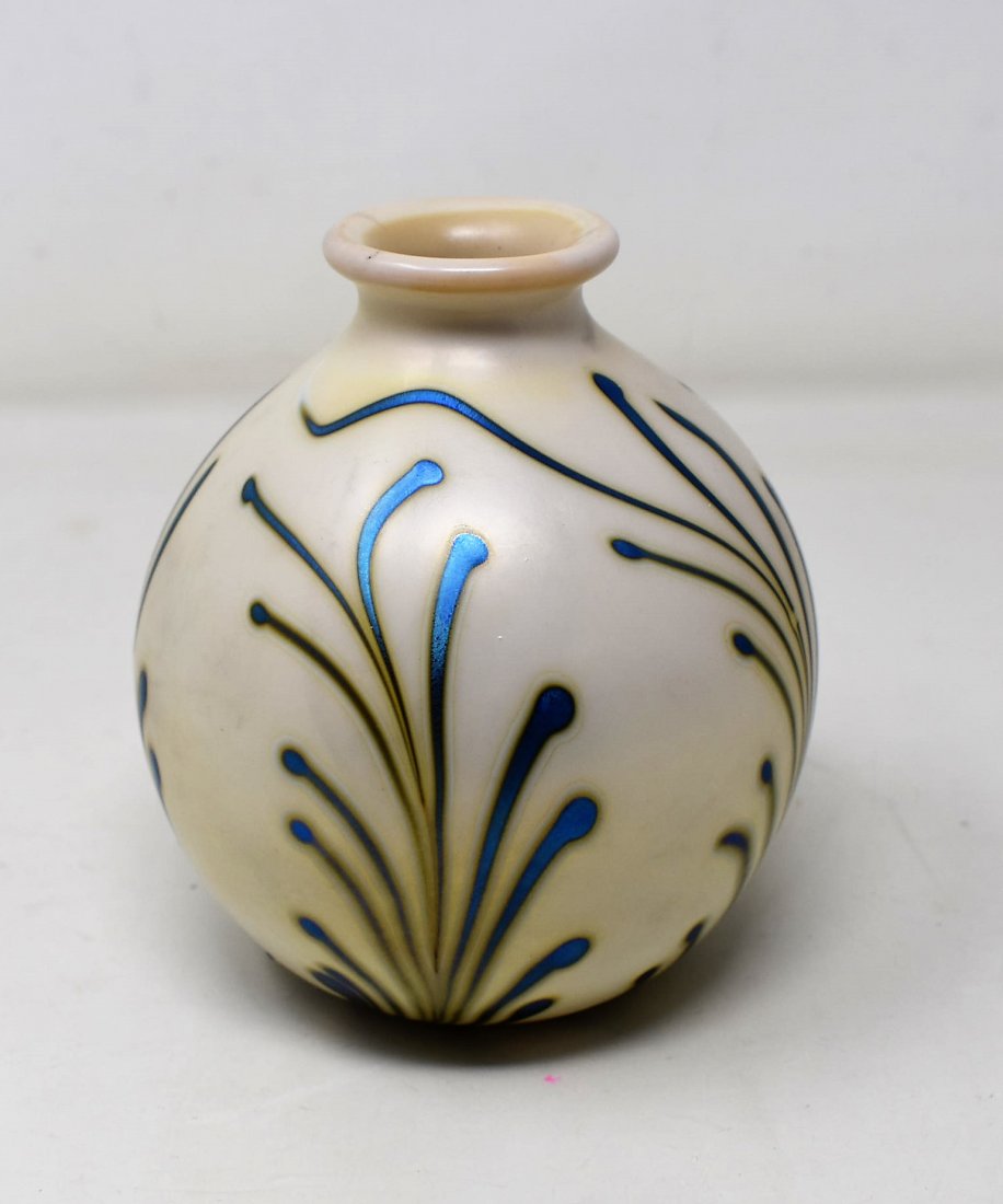 Early 1972 Charles Lotton Vase: Early Charles Lotton 1972 Vase, white with blue ferns. It measures 5.5" tall