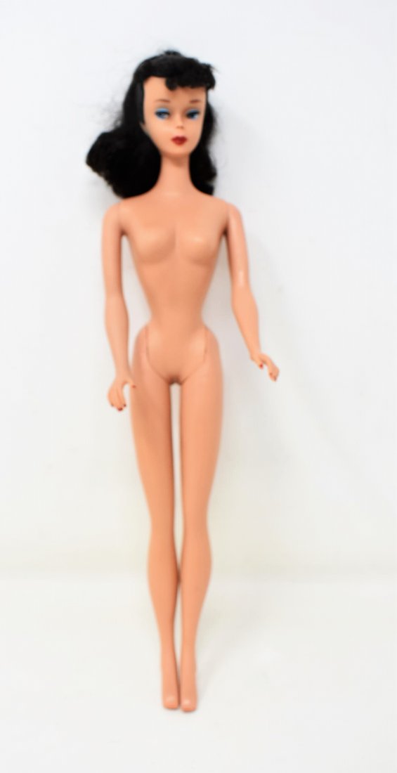 Vintage #4 Barbie Brunette: Vintage Brunette #4 Barbie. Has some wear, marks, see photos