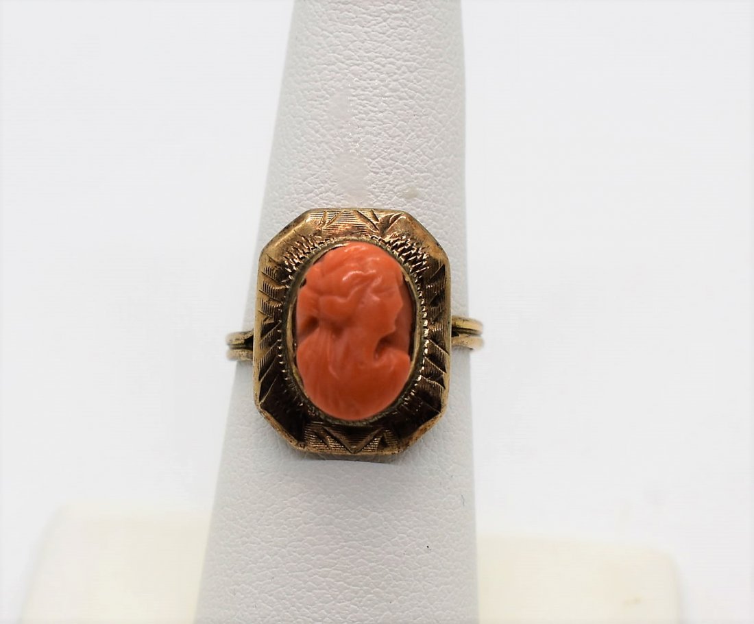 10K Gold Coral Cameo Ring (1 of 6)