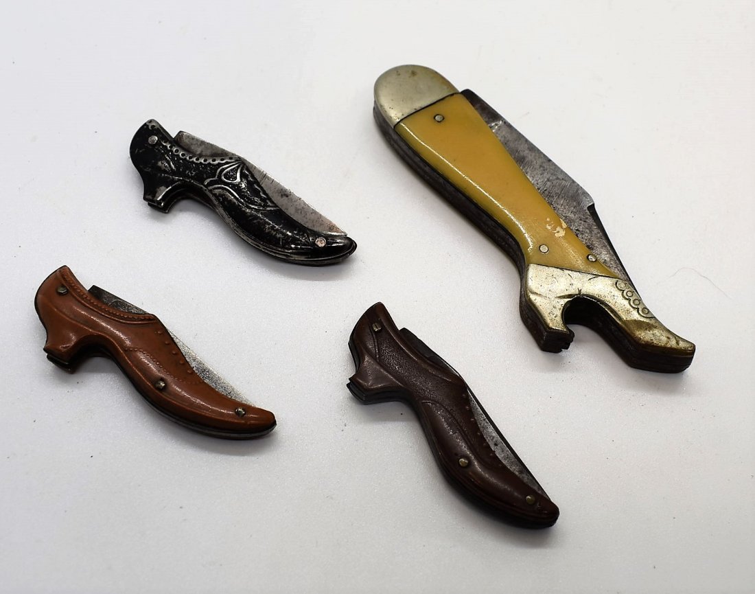 Group of 4 Vintage Shoe Pocket Knives (1 of 3)