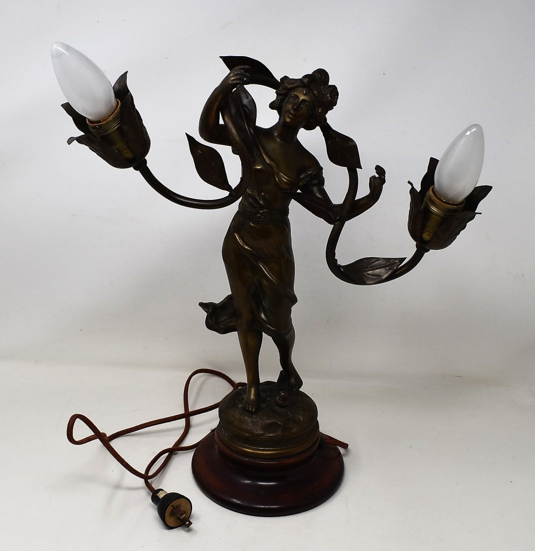 Vintage Metal Figural Lamp: Vintage Metal Figural Lamp, measures 17" tall, working.