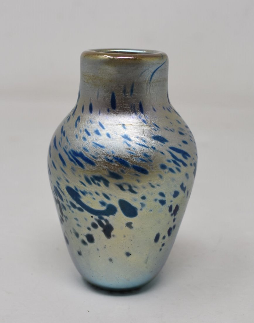 Small Art Glass Vase signed Cook: Small Art Glass Vase measures 3.25" tall, signed Cook. Very nice condition