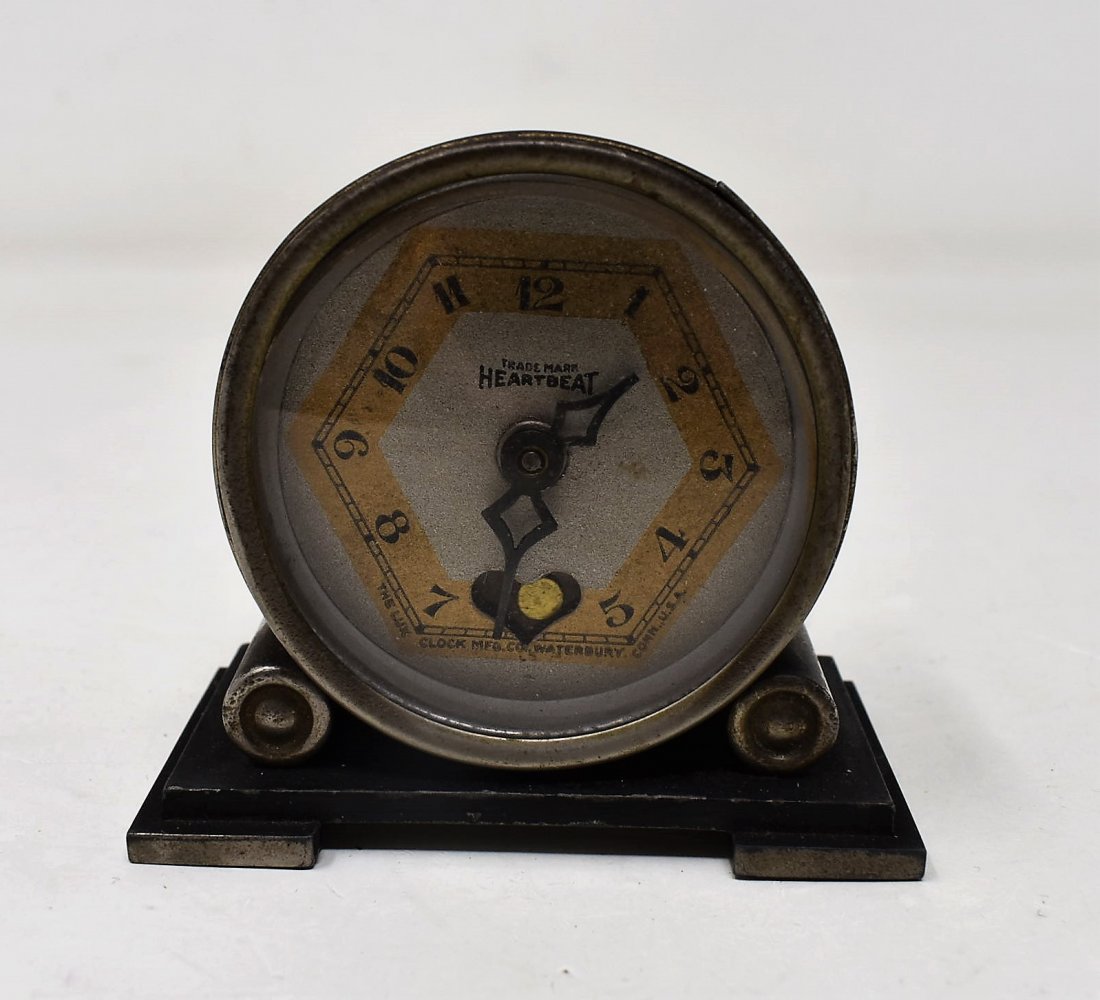 Small Vintage Heartbeat Clock (1 of 5)