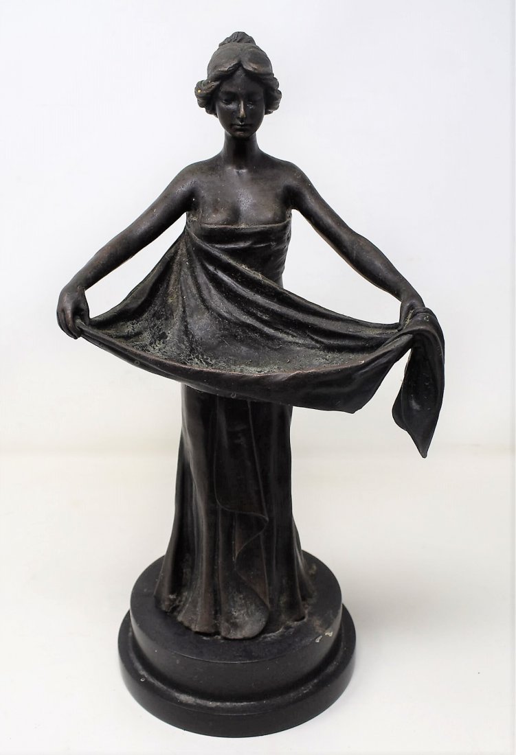 Bronze Figure Statue Beautiful Woman (1 of 6)