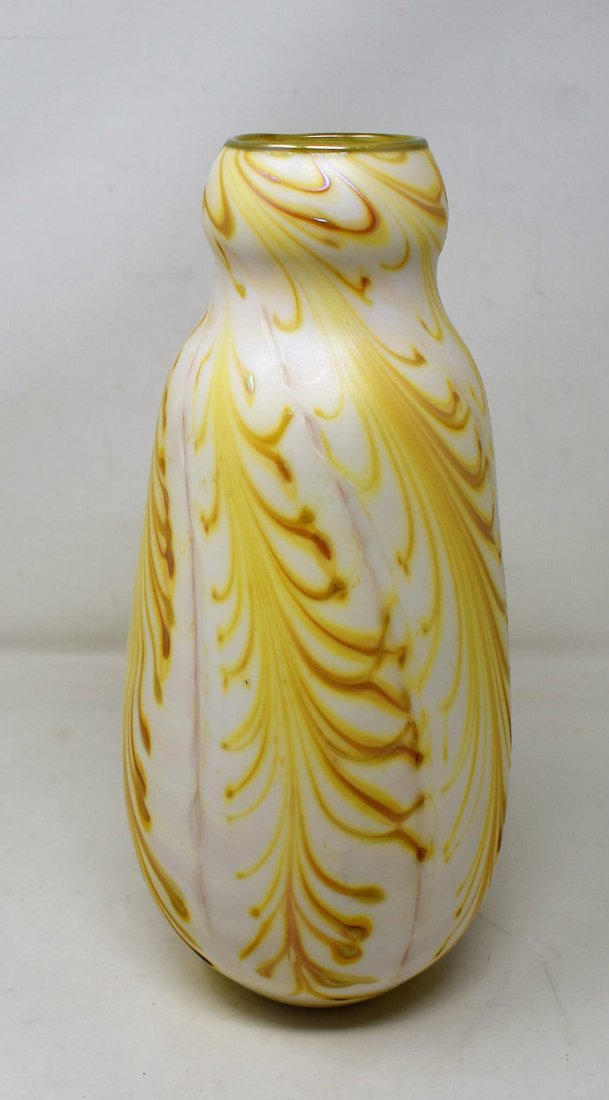 Early 1977 Charles Lotton Art Glass Vase (1 of 5)