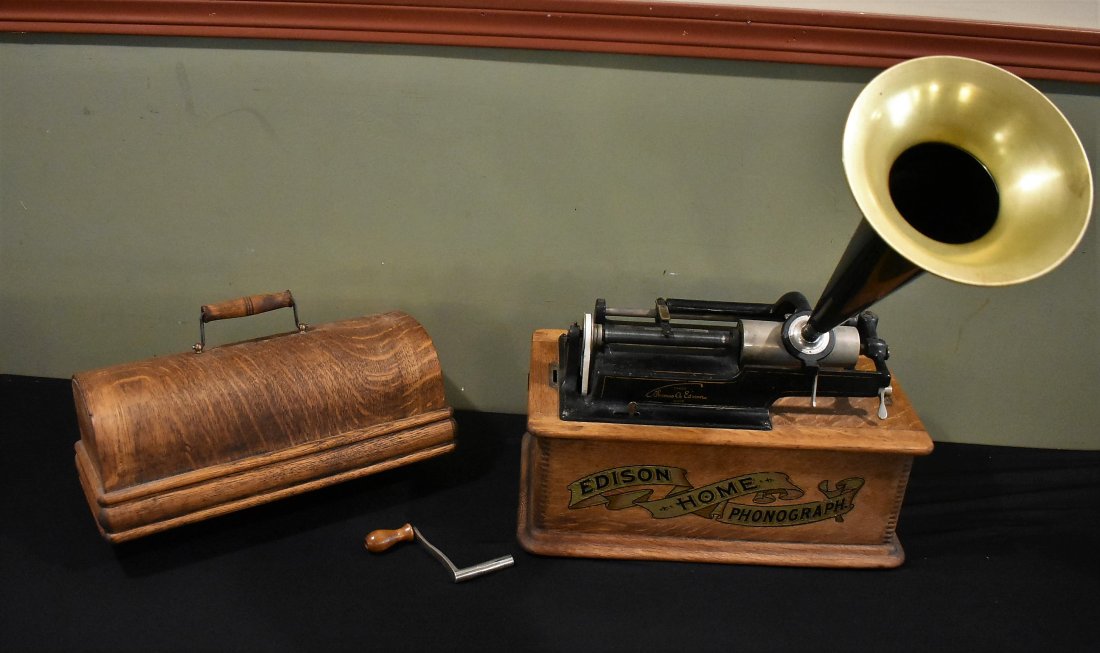Vintage Edison Home Phonograph (1 of 9)