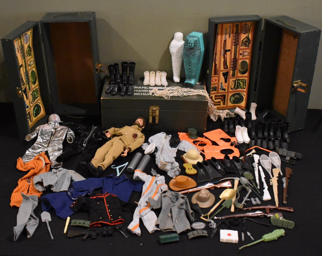 Vintage G.I. Joe Lot Flocked Hair Accessories Clothes (1 of 11)