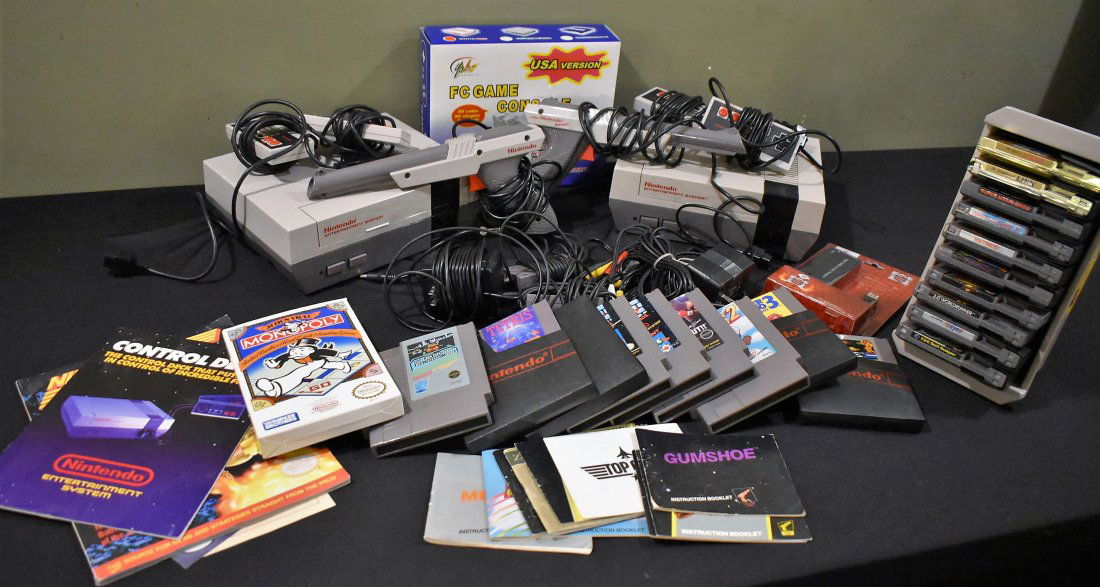 Large Lot of Vintage 8-Bit Nintendo Systems Games (1 of 7)