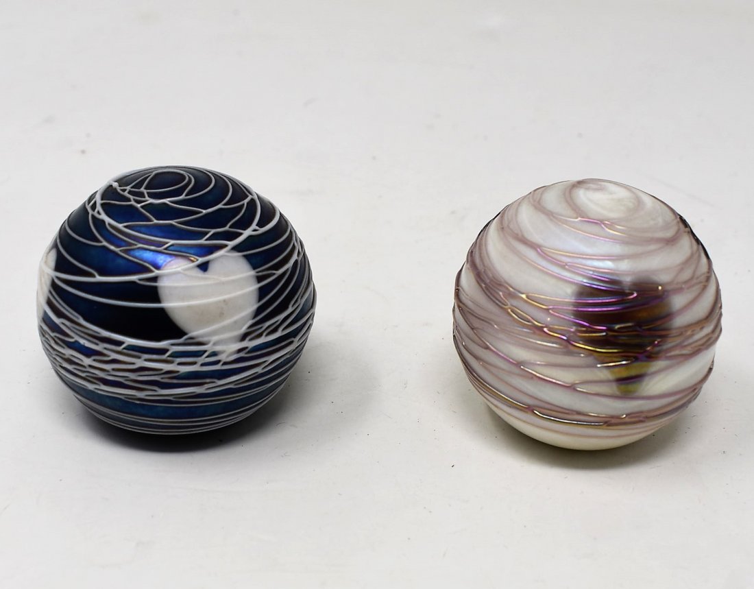 Lot of 2 Terry Crider Threaded Paperweights (1 of 4)