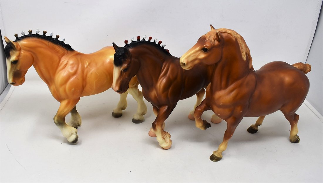 Lot of 3 Breyer Horses (1 of 2)