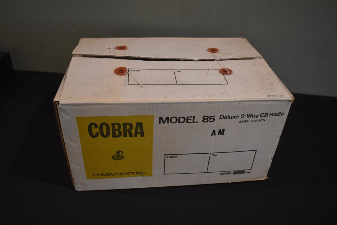 Vintage Cobra Model 85 CB Radio NEW IN BOX (1 of 6)